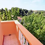 Apartman With Parking Space - Diklo, - 6268 Zára