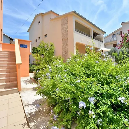 With A Parking Space - Diklo, - 6268 Apartment Zadar