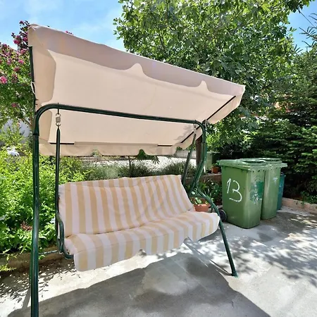 With Parking Space - Diklo, - 6268 * Ζαντάρ