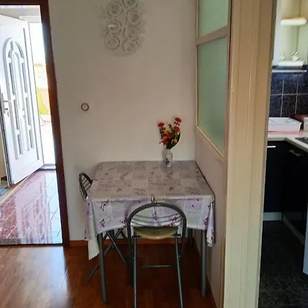 With Parking Space - Diklo, - 6268 Apartment